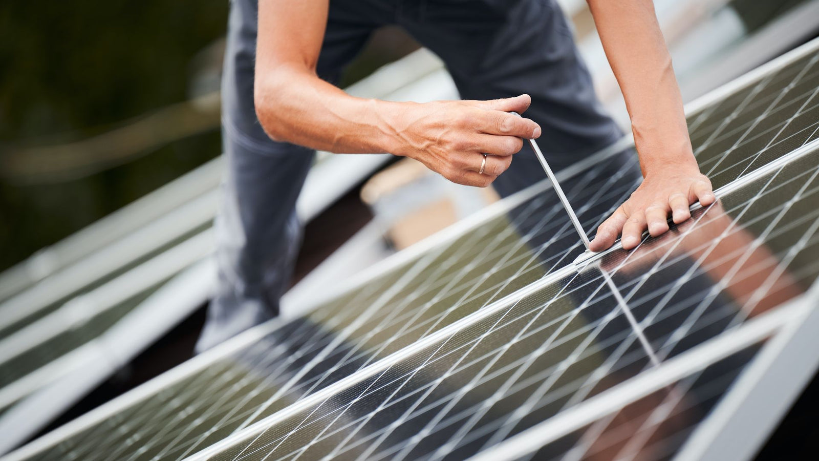 Solar Panel Maintenance 101: Caring for Your Rigid Panels
