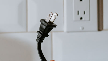 Emergency Power Backup Systems: Be Prepared for Outages with Rocksolar